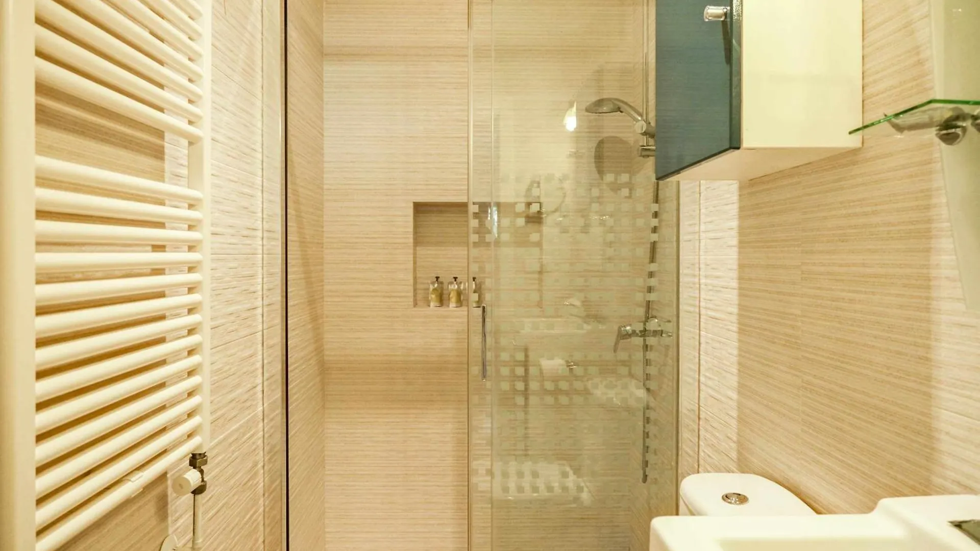 Holiday home Can Camps Besalu - Casa Planta Baja Con Jardin Villa