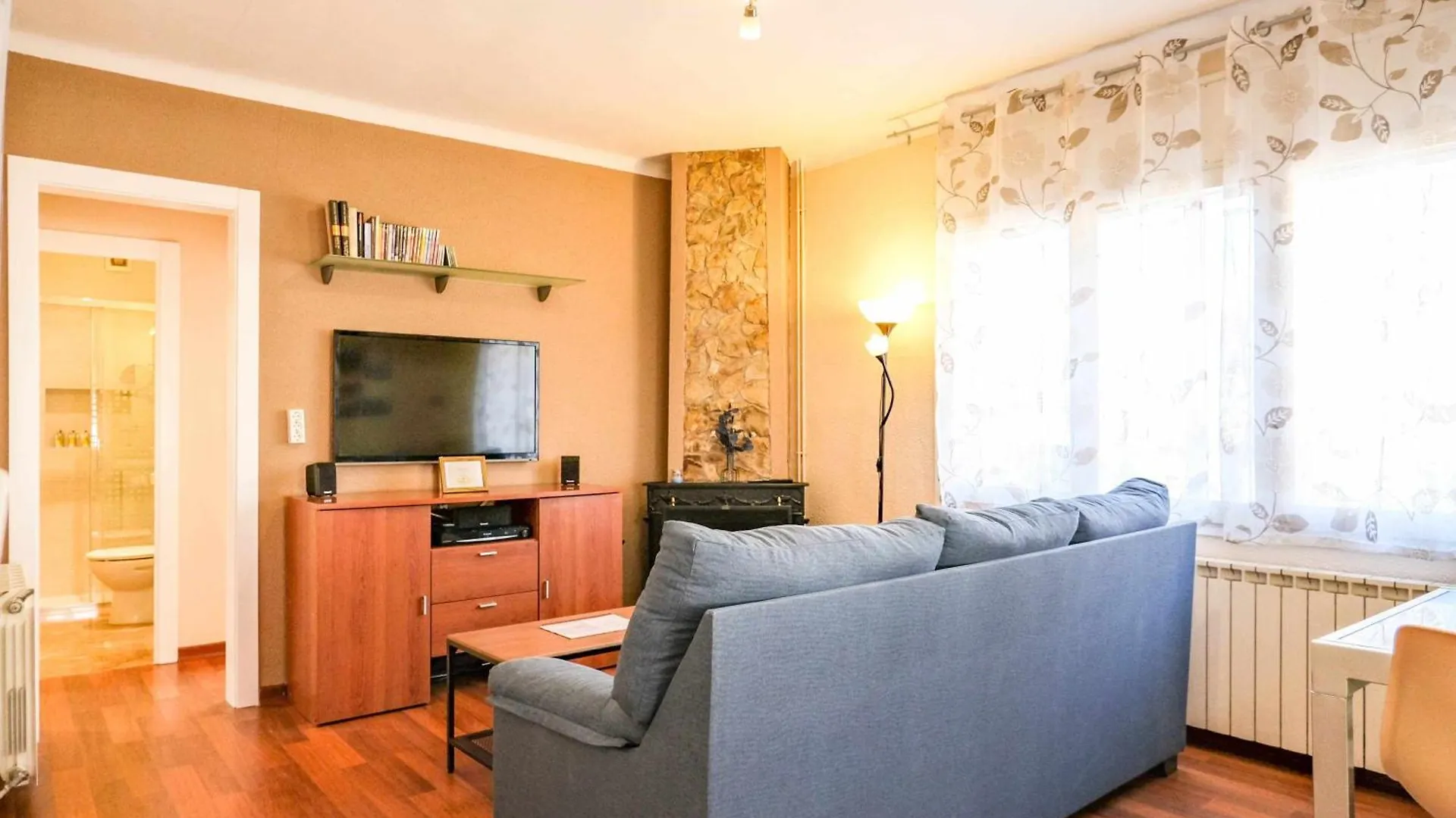 Can Camps Besalu Casa Planta Baja Con Jardin Holiday home