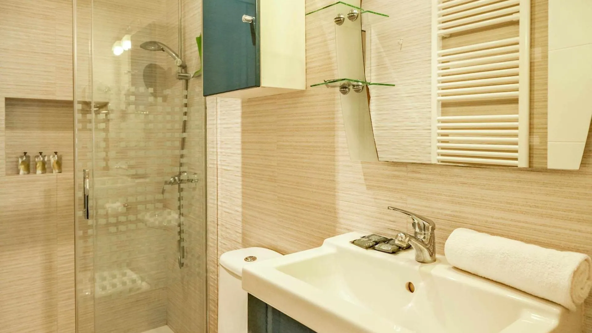 Can Camps Besalu Casa Planta Baja Con Jardin Holiday home