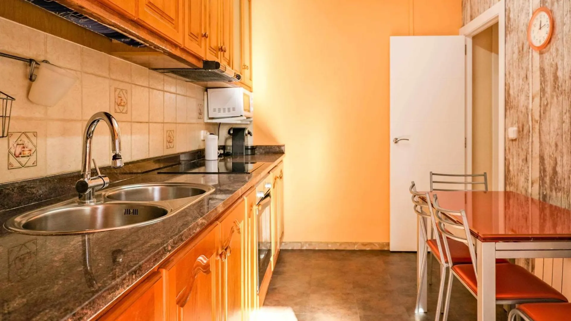 Can Camps Besalu Casa Planta Baja Con Jardin Holiday home